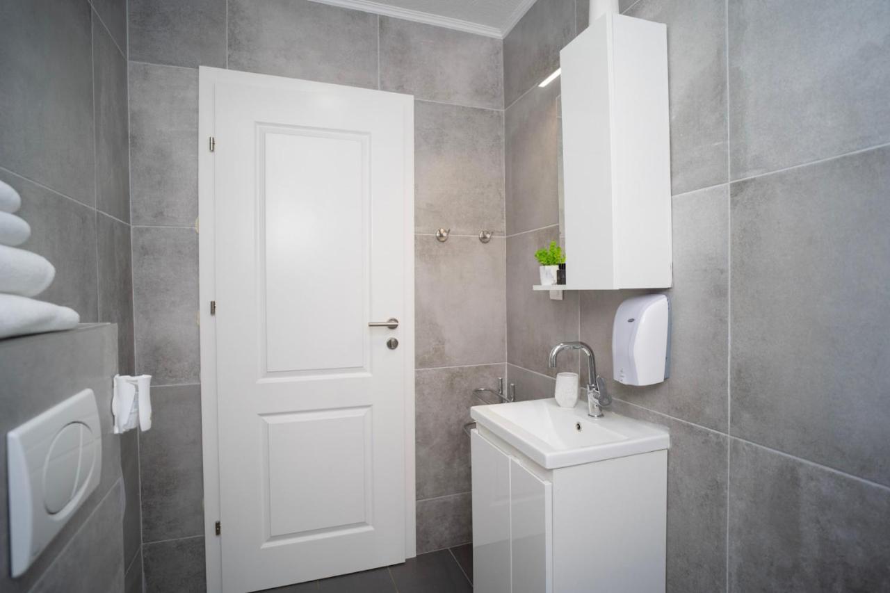 Urban Suites & Apartments Мостар Экстерьер фото