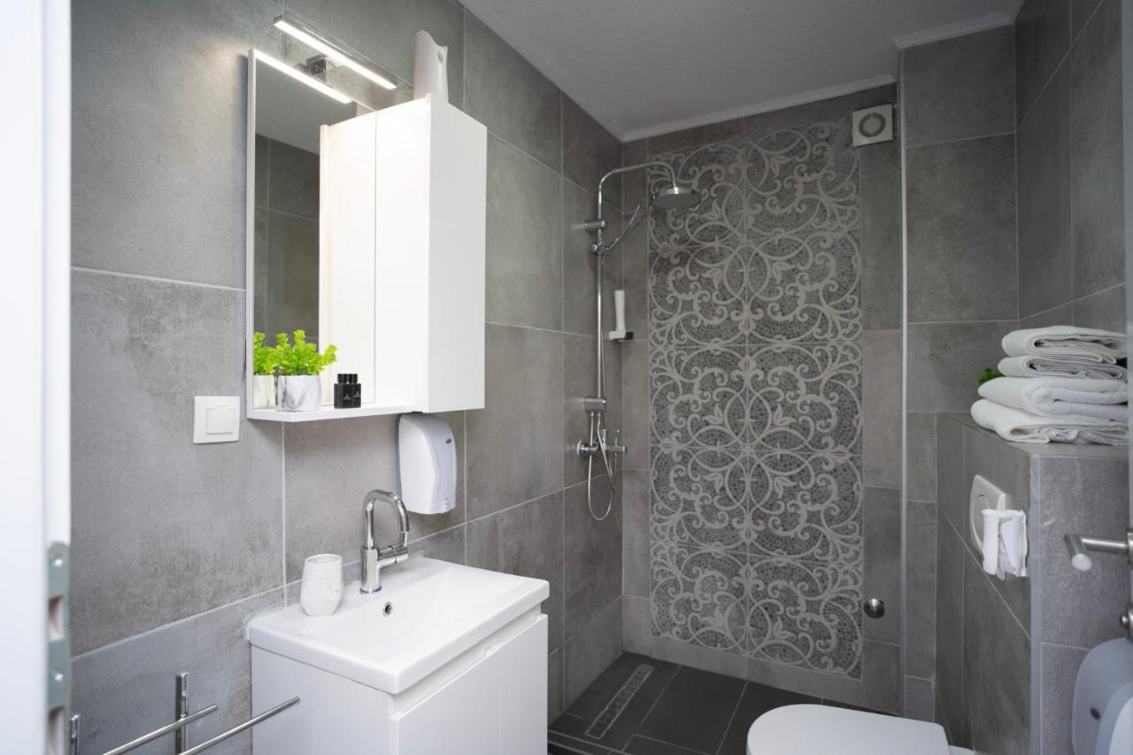 Urban Suites & Apartments Мостар Экстерьер фото