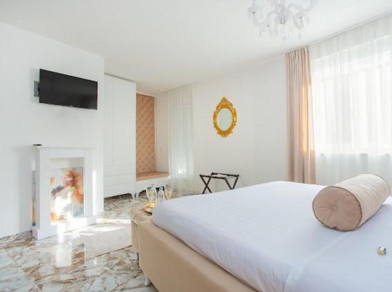 Urban Suites & Apartments Мостар Экстерьер фото